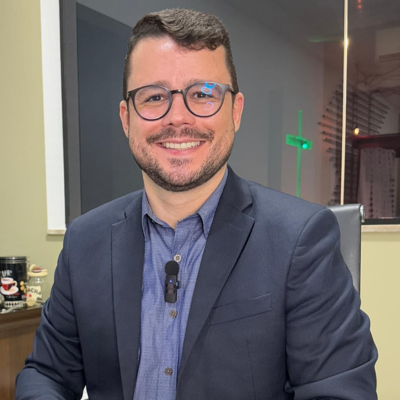 Rev. Anderson Olívio de Resende